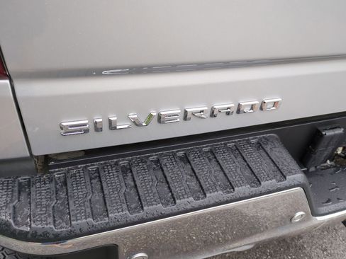 Certified 2022 Chevrolet Silverado 1500 LTZ w/ LTZ Premium Package image 32