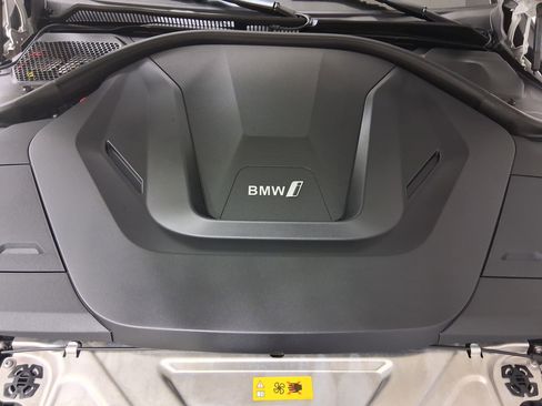 Used 2023 BMW i4 eDrive35 w/ Premium Package RWD image 35