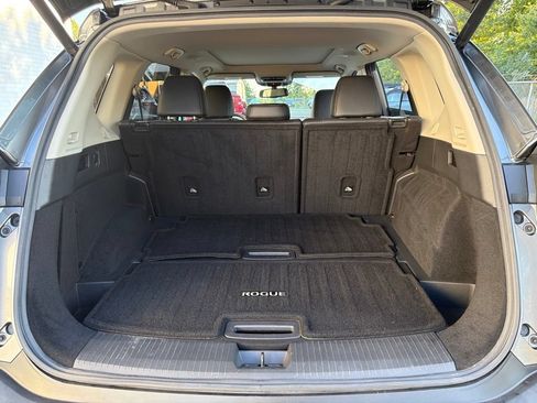 Used 2021 Nissan Rogue Platinum AWD/4WD image 17