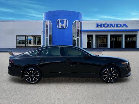 New 2026 Honda Accord Touring image 9