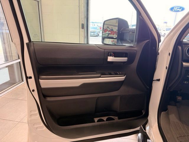 Used 2021 Toyota Tundra SR5 RWD image 10