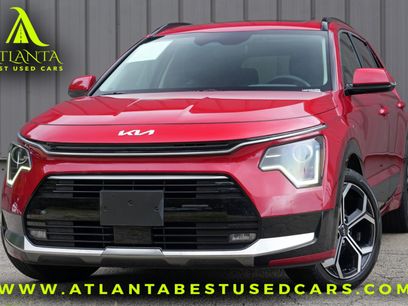 Used 2024 Kia Niro EX Touring