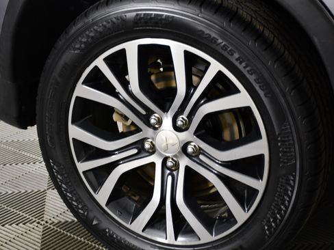 Used 2019 Mitsubishi Outlander Sport SE AWD/4WD image 53