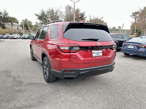 New 2026 Honda Pilot Sport image 4