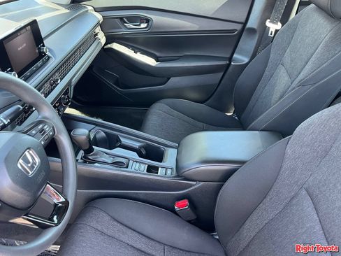 Used 2024 Honda Accord EX image 20