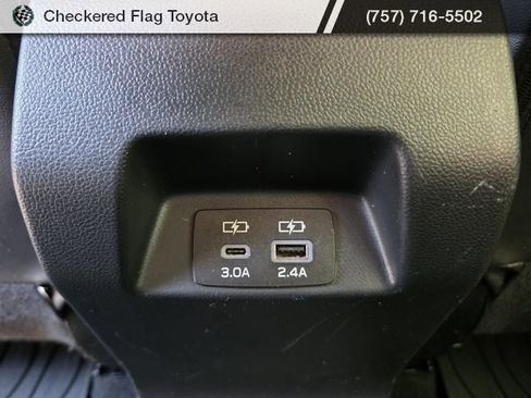 Used 2024 Subaru Crosstrek 2.0i Premium image 37