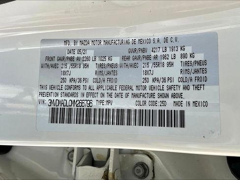 Used 2021 MAZDA CX-30 FWD 2.5 S w/ Premium Package image 18