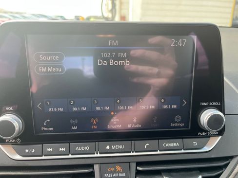 Used 2025 Nissan Altima 2.5 SV image 20