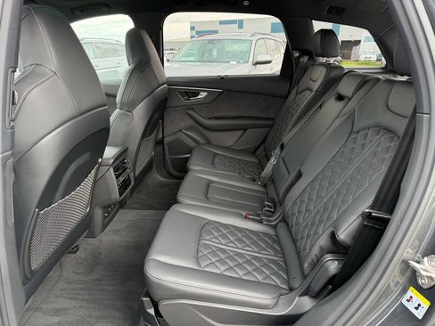 New 2026 Audi SQ7 Premium Plus image 25