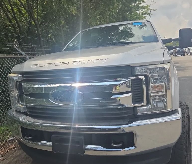 Used 2019 Ford F250 XLT AWD/4WD image 10