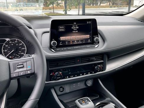 New 2026 Nissan Rogue SV image 6