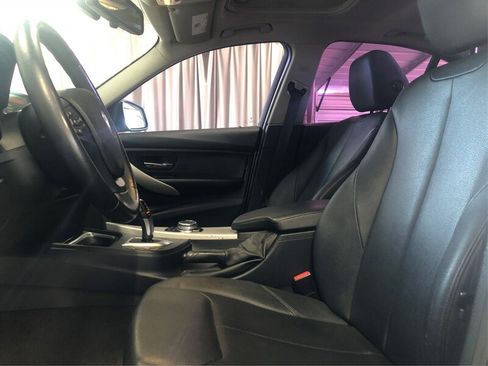 Used 2015 BMW 320i Sedan image 9
