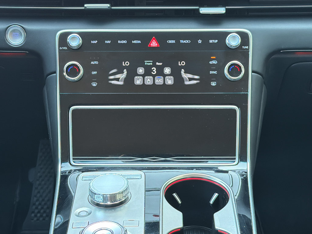 Used 2025 Genesis GV80 2.5T Standard AWD/4WD image 18