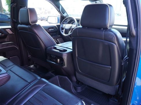 Certified 2024 GMC Sierra 1500 AT4X w/ AT4X AEV Edition AWD/4WD image 11