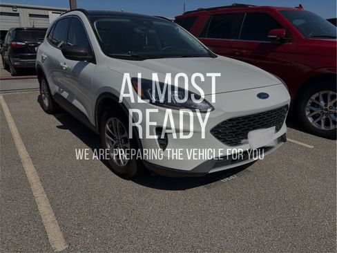 Used 2022 Ford Escape SE FWD image 5