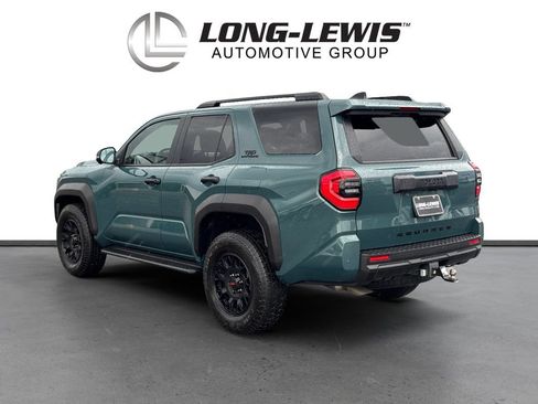 Used 2025 Toyota 4Runner TRD Off-Road Premium AWD/4WD image 4