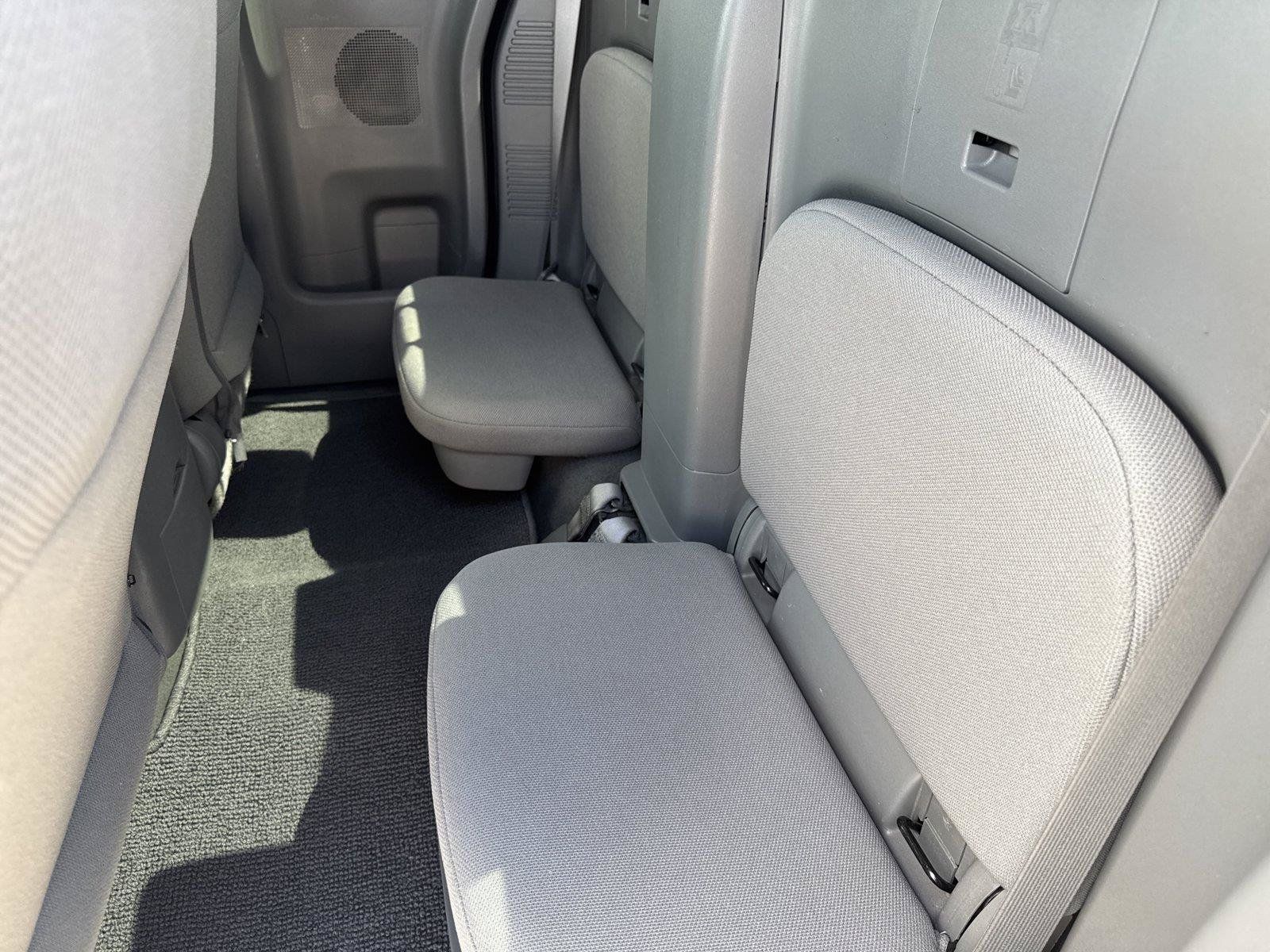 Used 2019 Nissan Frontier S RWD image 27