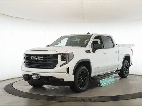 Used 2024 GMC Sierra 1500 Elevation image 10