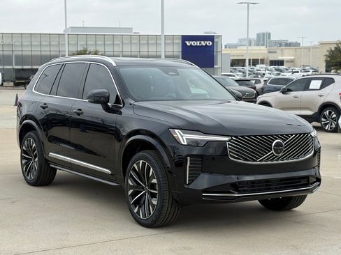 New 2026 Volvo XC90 B6 Plus w/ Protection Package Premier image 4
