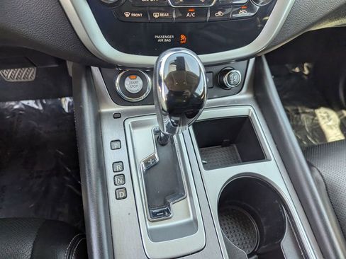 Used 2022 Nissan Murano SL w/ SL Moonroof Package image 14