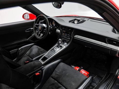 Used 2015 Porsche 911 GT3 image 46