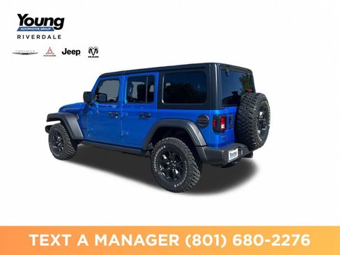 Used 2022 Jeep Wrangler Unlimited Sport AWD/4WD image 3