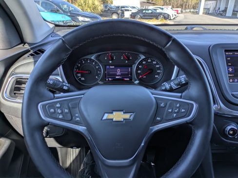 Used 2023 Chevrolet Equinox LT image 21