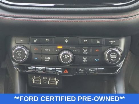 Used 2024 Dodge Durango GT image 23