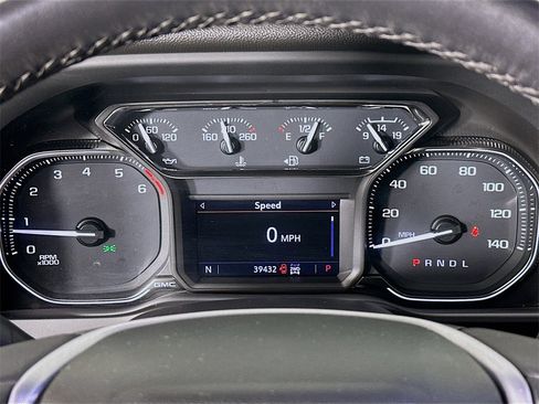 Used 2022 GMC Sierra 1500 SLT image 12