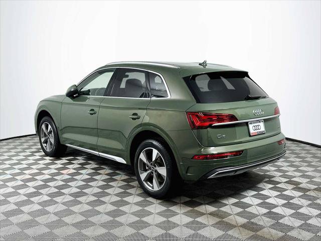 Certified 2023 Audi Q5 2.0T Premium w/ Convenience Package AWD/4WD image 5