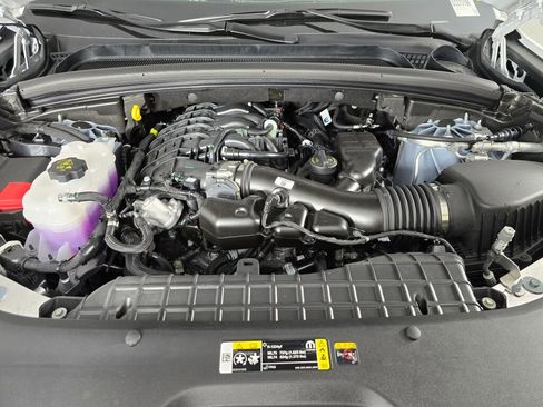 New 2025 Jeep Grand Cherokee Limited w/ Black Appearance Package image 12