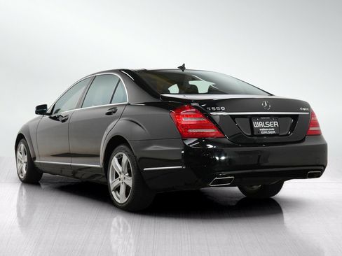 Used 2011 Mercedes-Benz S 550 4MATIC image 3