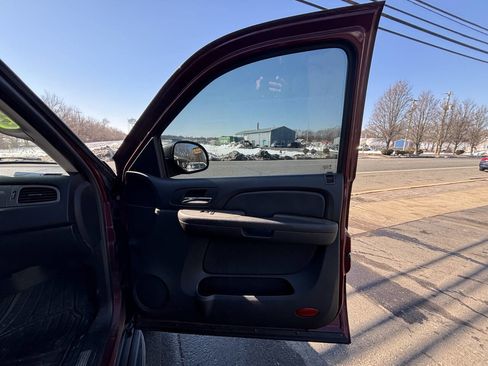 Used 2008 Chevrolet Tahoe LS image 21