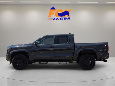 New 2026 Toyota Tacoma SR5 AWD/4WD image 2