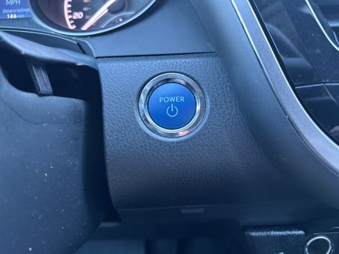 Used 2023 Toyota Camry XSE FWD image 31