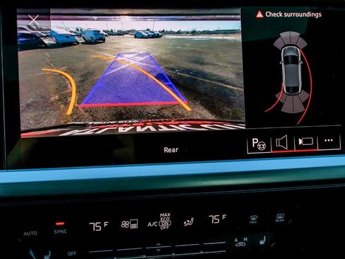 Used 2023 Audi Q4 e-tron Premium Plus w/ Premium Plus image 19