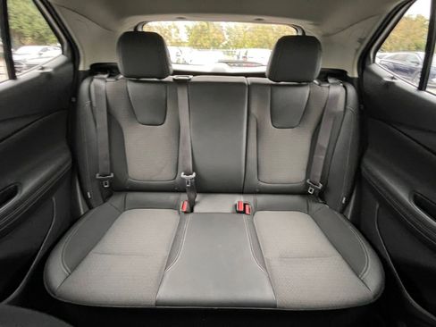 Used 2025 Buick Encore GX Preferred image 36