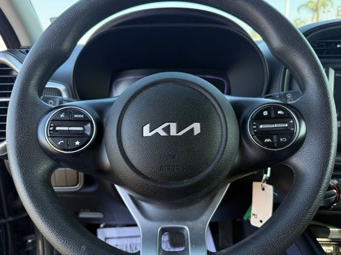 Used 2023 Kia Soul LX w/ Option Group 015 image 21