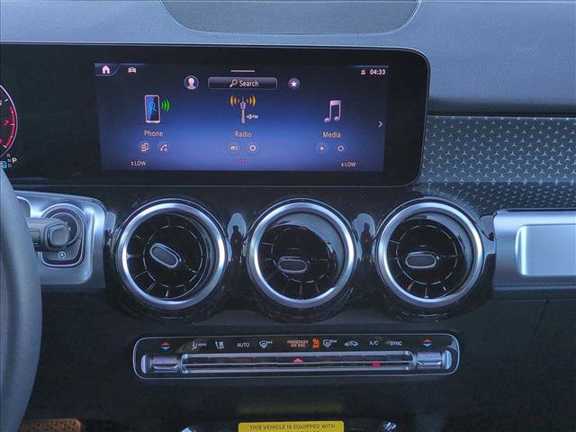 Used 2026 Mercedes-Benz GLB 250 image 14