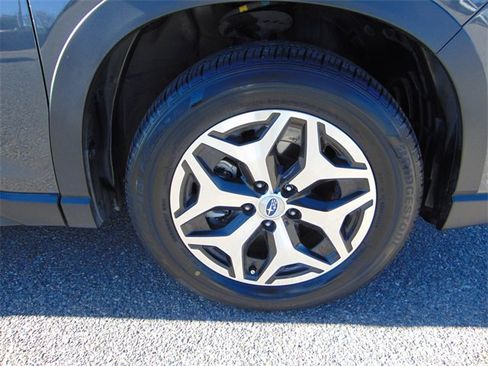 Certified 2021 Subaru Forester Premium image 27