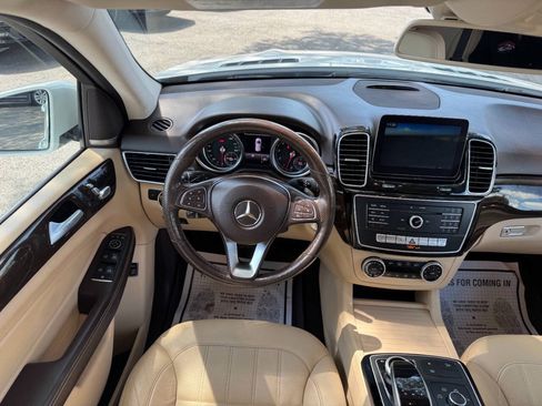 Used 2017 Mercedes-Benz GLE 350 4MATIC image 46