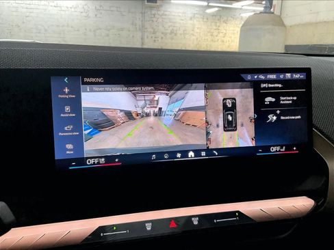 Used 2025 BMW X3 xDrive30i w/ Premium Package image 23