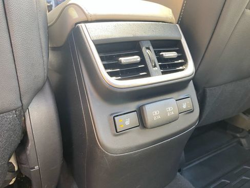 Used 2022 Subaru Legacy Limited w/ Popular Package #3 AWD/4WD image 38