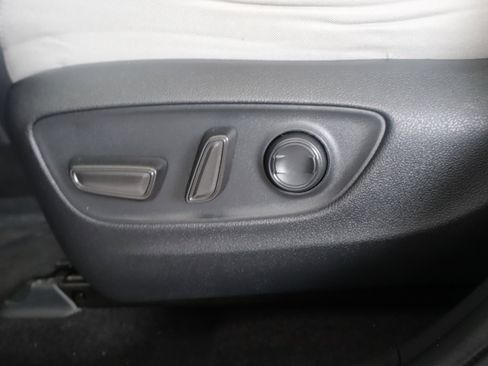 Used 2024 Toyota RAV4 XLE image 12