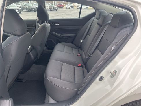 Used 2022 Nissan Altima 2.5 S image 10