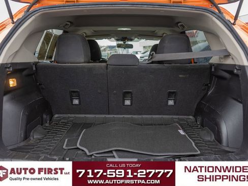 Used 2019 Subaru Crosstrek 2.0i Premium w/ Moonroof Package image 7