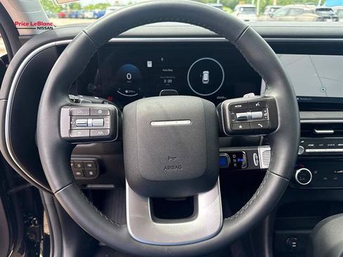Used 2026 Hyundai Palisade SEL FWD image 21