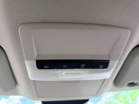 Used 2024 Nissan Sentra SV FWD image 29