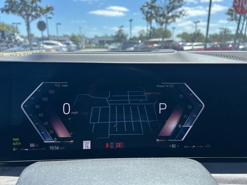 Used 2026 BMW X5 sDrive40i w/ Climate Comfort Package image 19