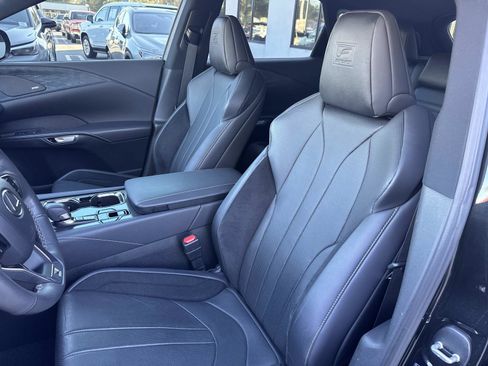 Certified 2024 Lexus RX 500h F Sport w/ Convenience Package image 18